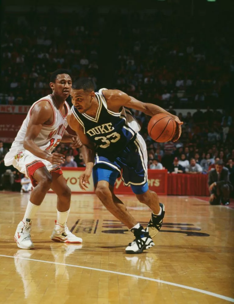 Duke University Blue Devils vs University of Maryland Terrapins College Park in Maryland, 1994 - Grant Hill dribbles the ball